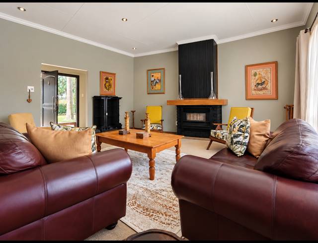 4 BEDROOM HOUSE FOR SALE IN THREE RIVERS EAST